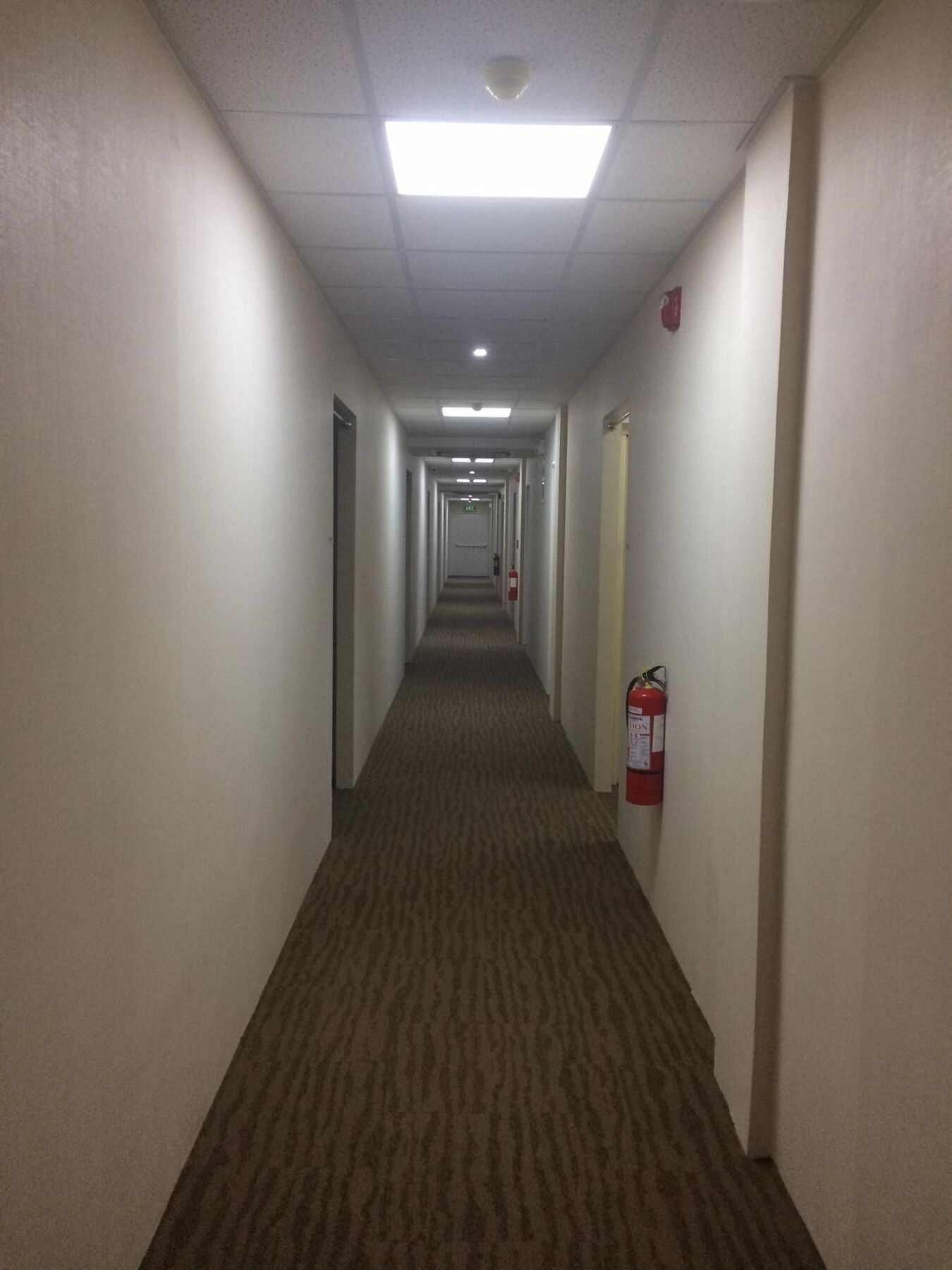 Subic Bay Hostel اولونجابو المظهر الخارجي الصورة
